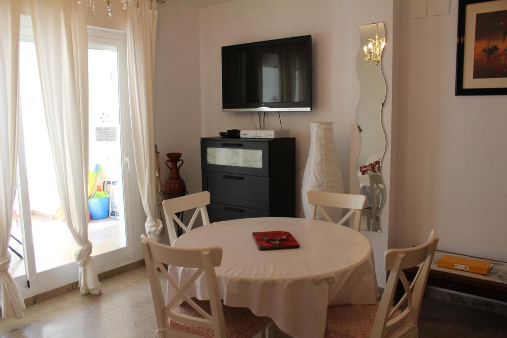 Don Jaoquin Apartment เบนัลมาเดนา ภายนอก รูปภาพ